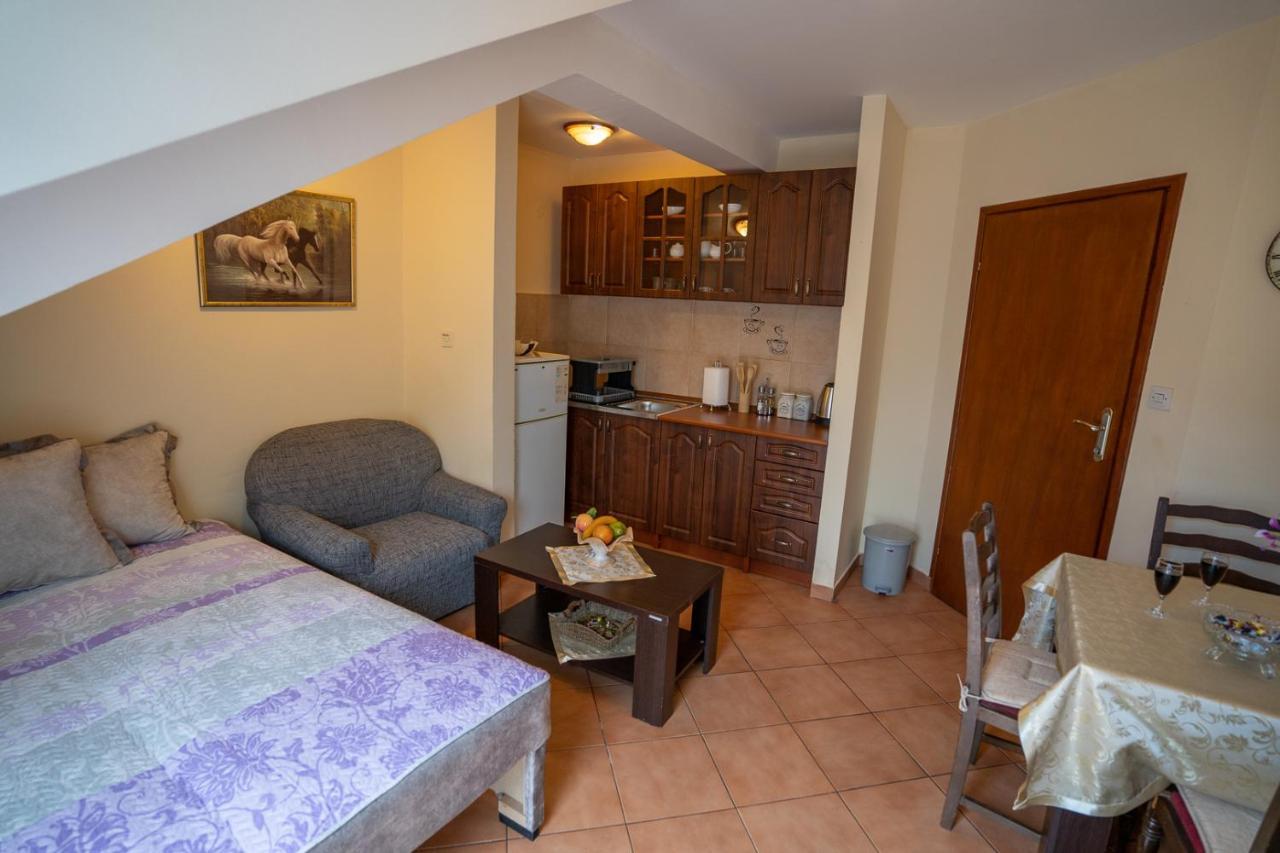 Albatros Apartamento Kotor Exterior foto