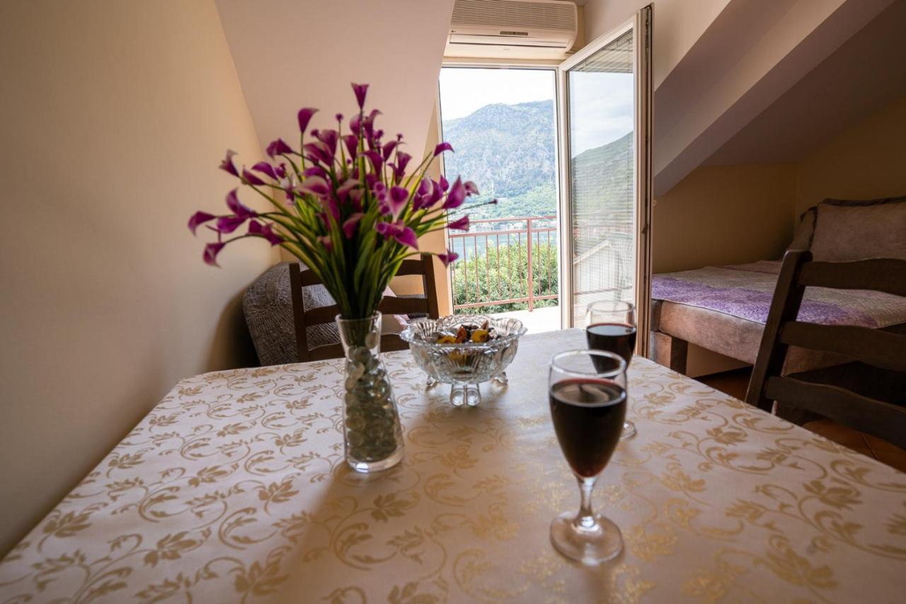 Albatros Apartamento Kotor Exterior foto