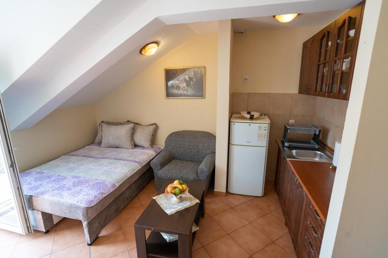 Albatros Apartamento Kotor Exterior foto